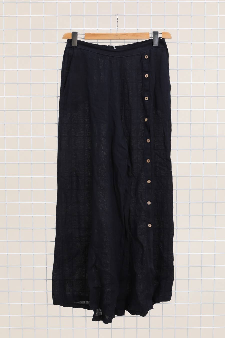 Straight buttoned trousers 9320 100% LINEN