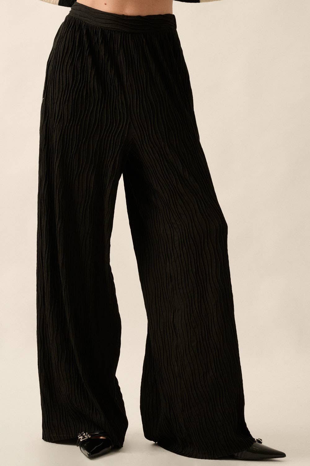 Solid Wavy Texture Rib-Knit Wide-Leg Pants