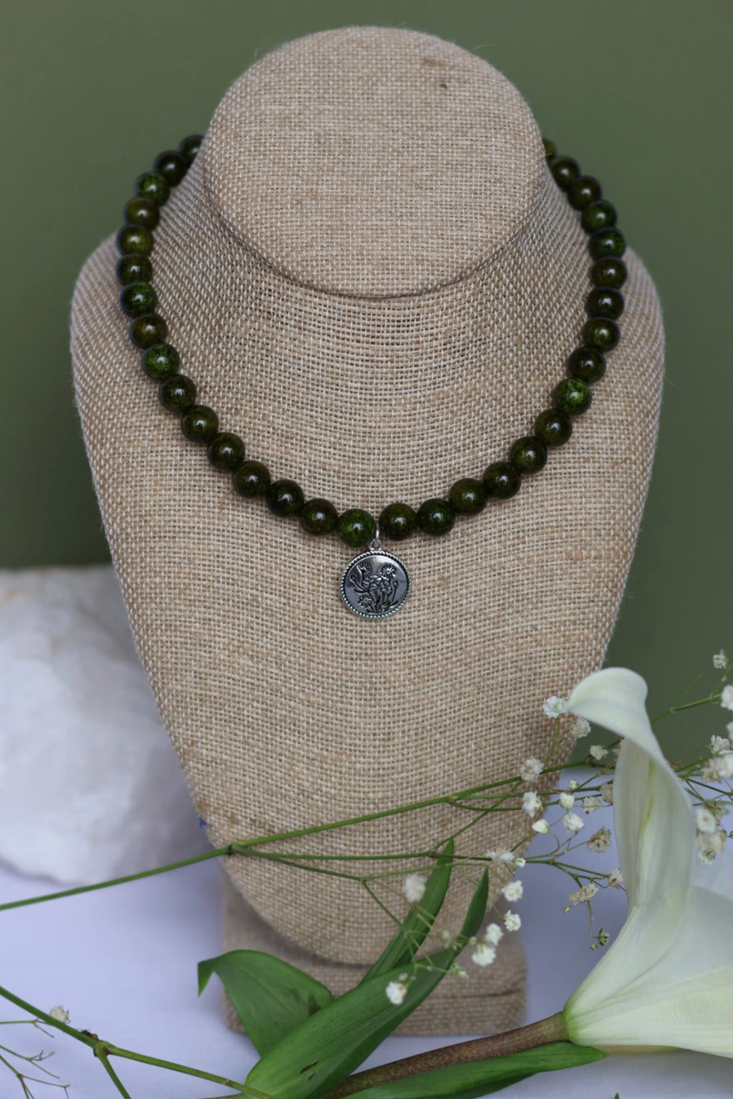 Green Quartz & Agate Necklace Collection