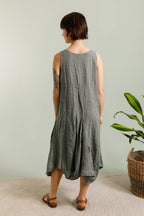 Sleeveless dress with pockets 1633 100% linen