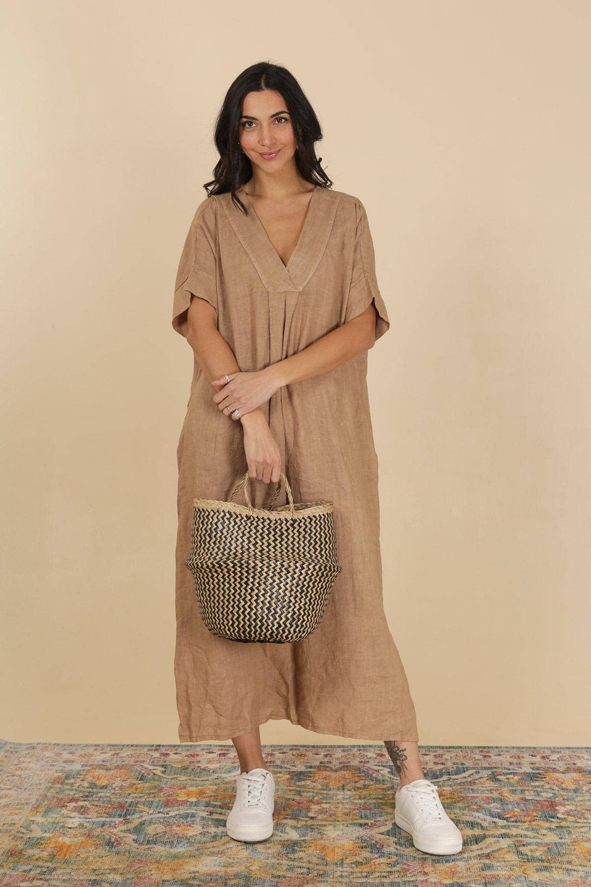 Long dress v-neck 62733 100% linen: Dust