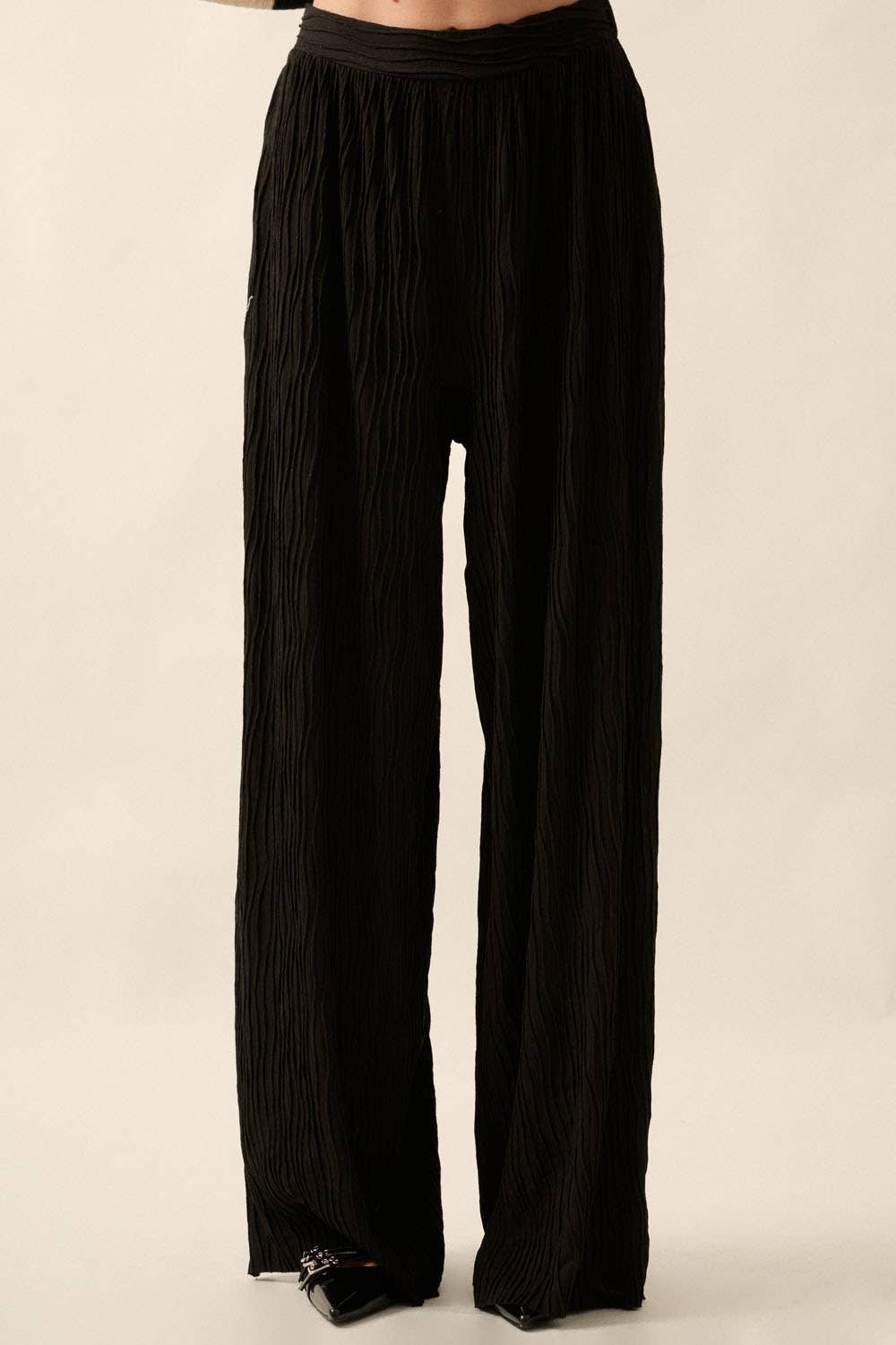 Solid Wavy Texture Rib-Knit Wide-Leg Pants